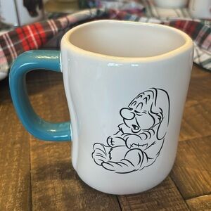 Rae Dunn “sleepy” 7 Dwarfs Mug